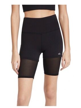Alo High - Waist Lavish Short